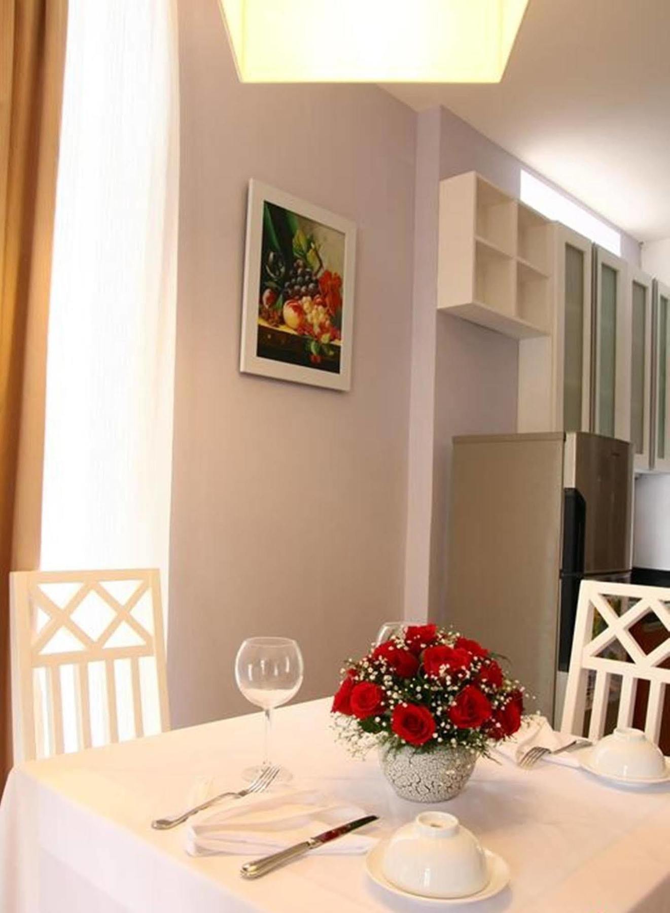 Angela Boutique Serviced Residence Хошимин Экстерьер фото